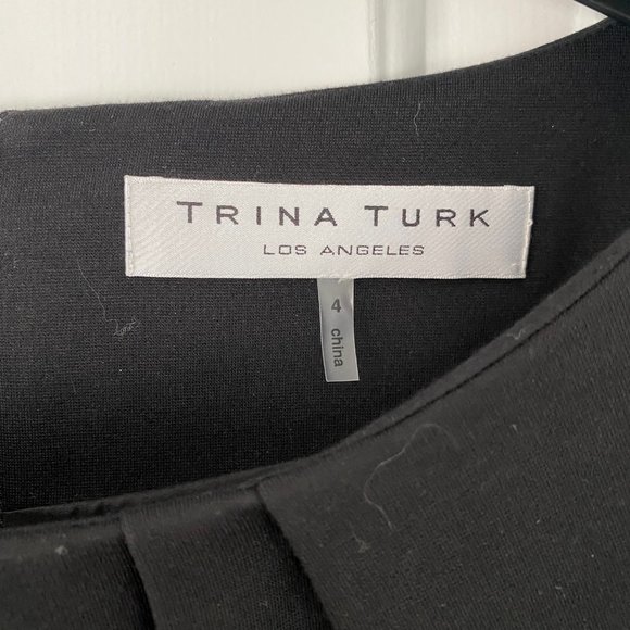 Trina Turk Long Sleeve Black Scoop Neck Knee Length Dress with Belt - Picture 3 of 3